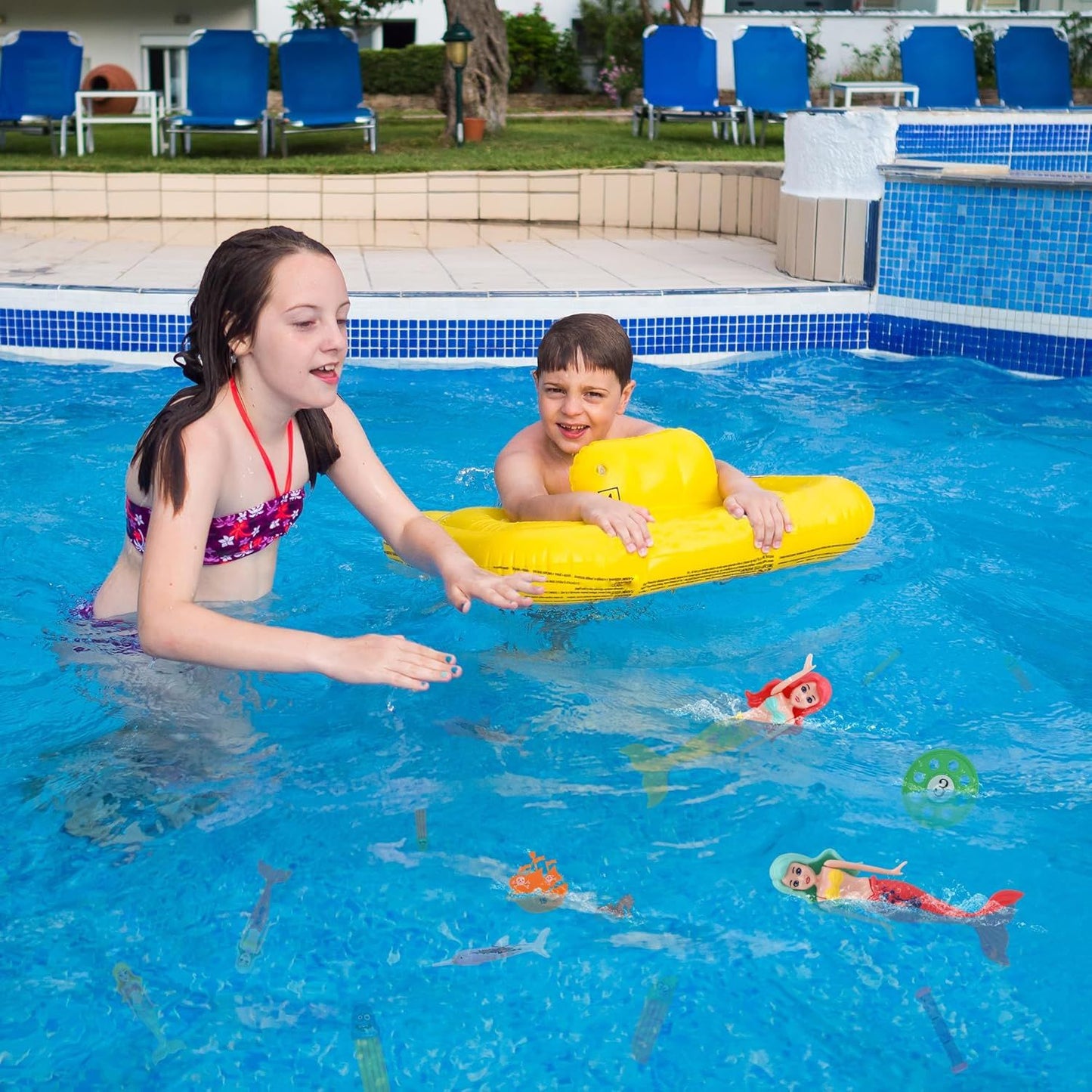 Schwimmende Meerjungfrau - Sommerlicher Unterwasserspaß