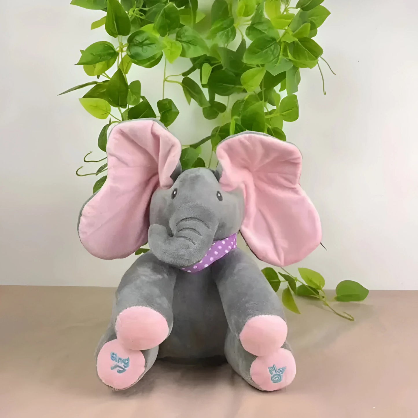 Interaktiver & Musikalischer Plüsch Elefant