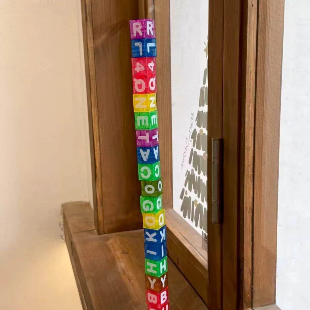 LernWürfel - Magnetisches Buchstaben- und Zahlen-Lernset